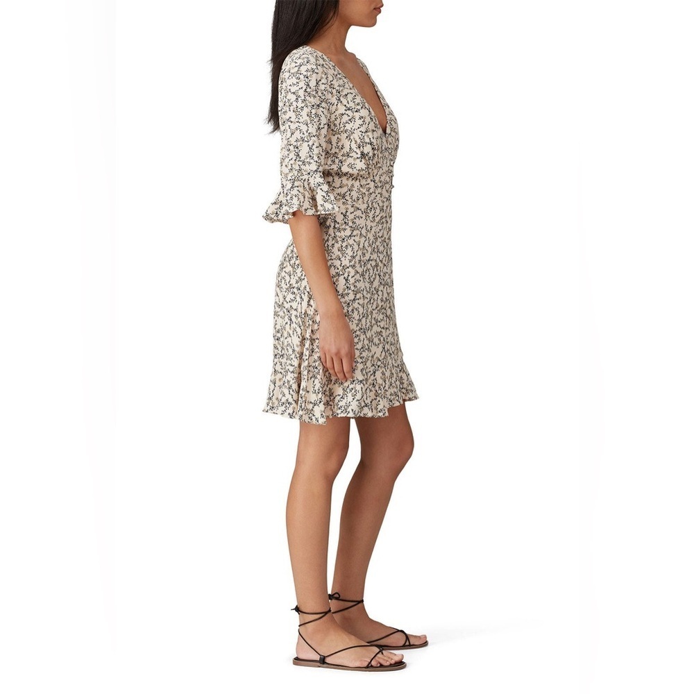 cupcakes and cashmere Roxbury Dress - Picture 5 of 10